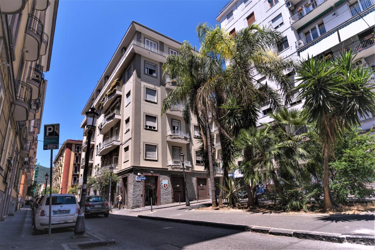 Bed and Breakfast Tiziana'S House Salerno Exterior foto