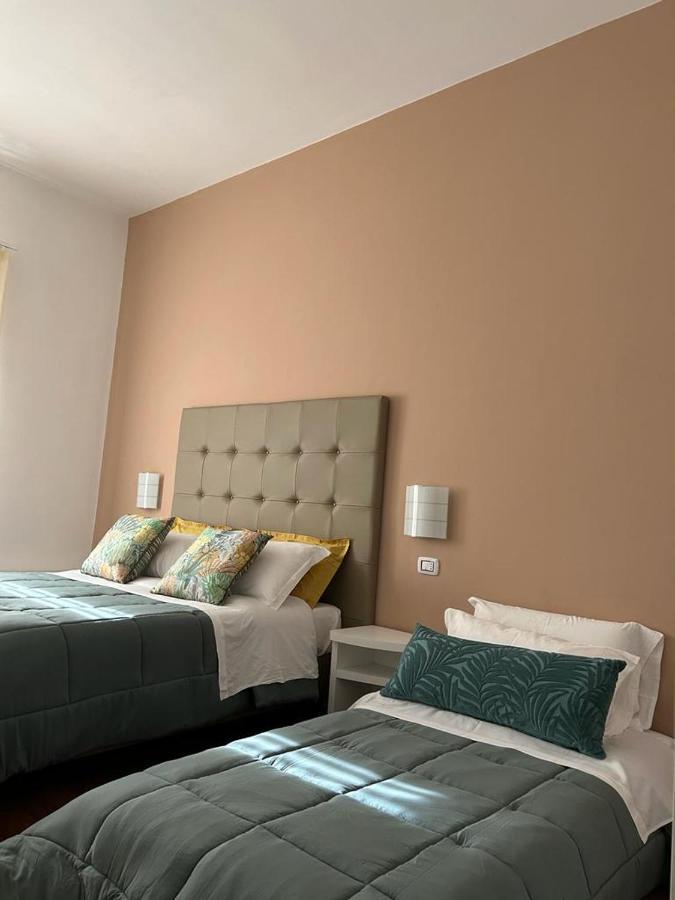 Bed and Breakfast Tiziana'S House Salerno Exterior foto