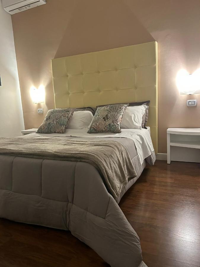 Bed and Breakfast Tiziana'S House Salerno Exterior foto