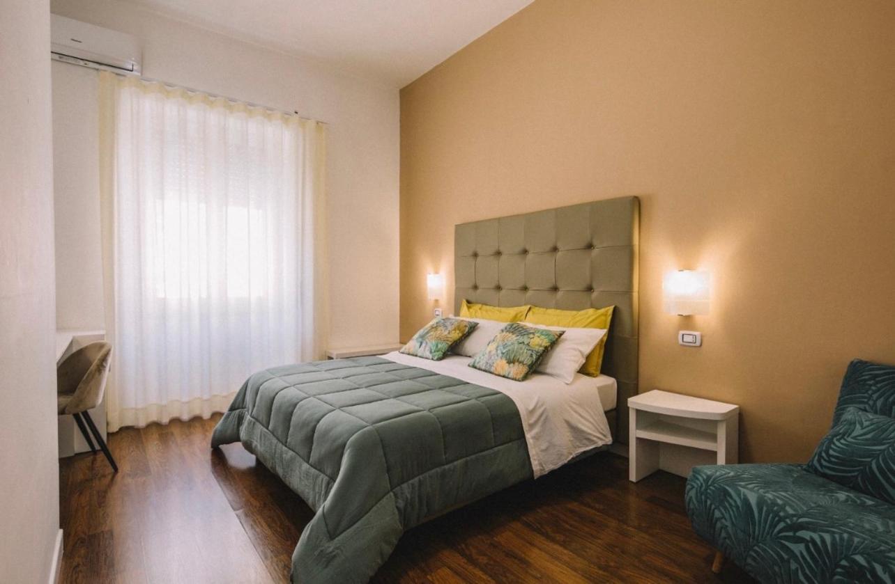 Bed and Breakfast Tiziana'S House Salerno Exterior foto
